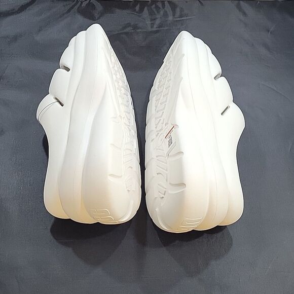 BRAND NEW UGG WOMEN'S SPORT  YEAH CLOG G1 - Picture 12 of 16